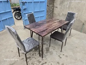 Digital GLASS 4seater DINING