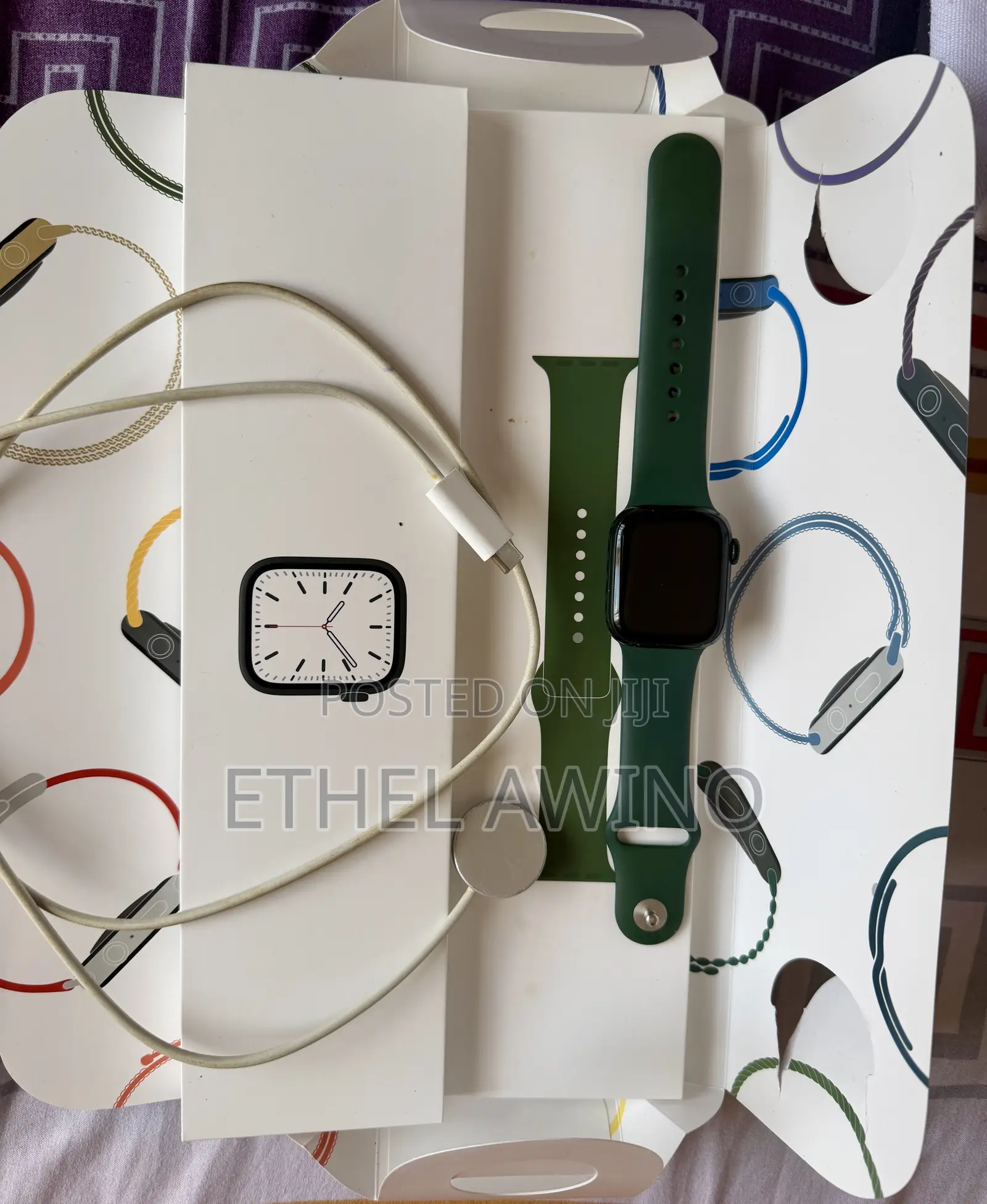 Apple Watch Series 7 (41mm) Green – Original Box Charger Included