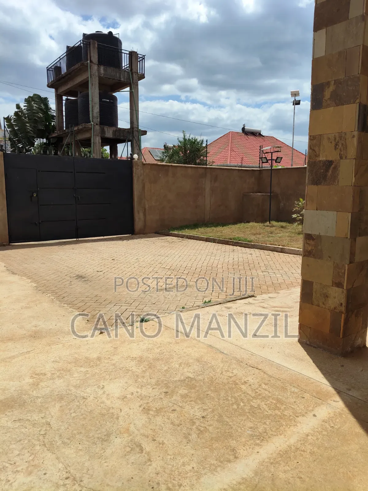 4bdrm Apartment in Windsor, Kenyatta Road / Theta  for rent