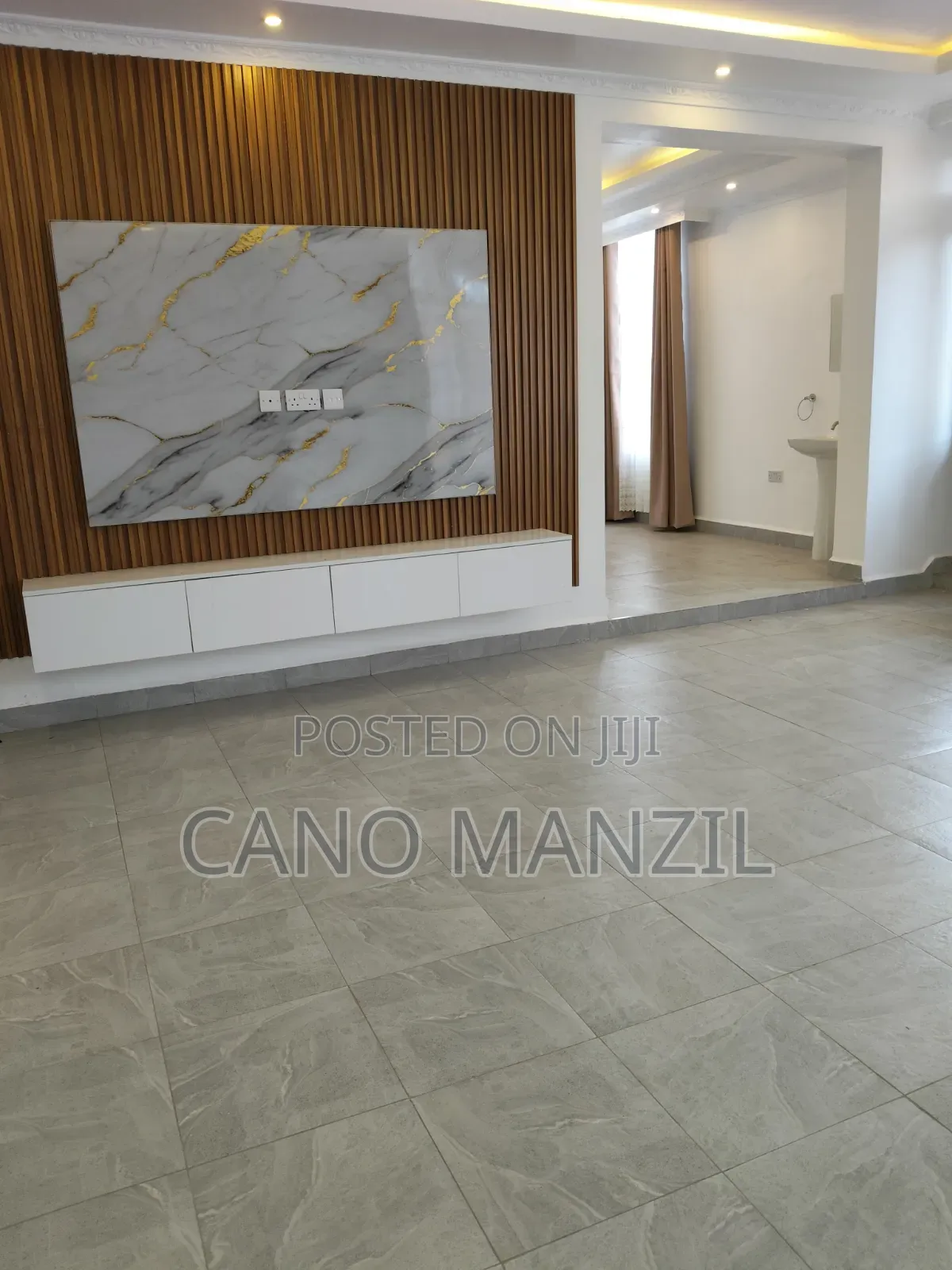 4bdrm Apartment in Windsor, Kenyatta Road / Theta  for rent