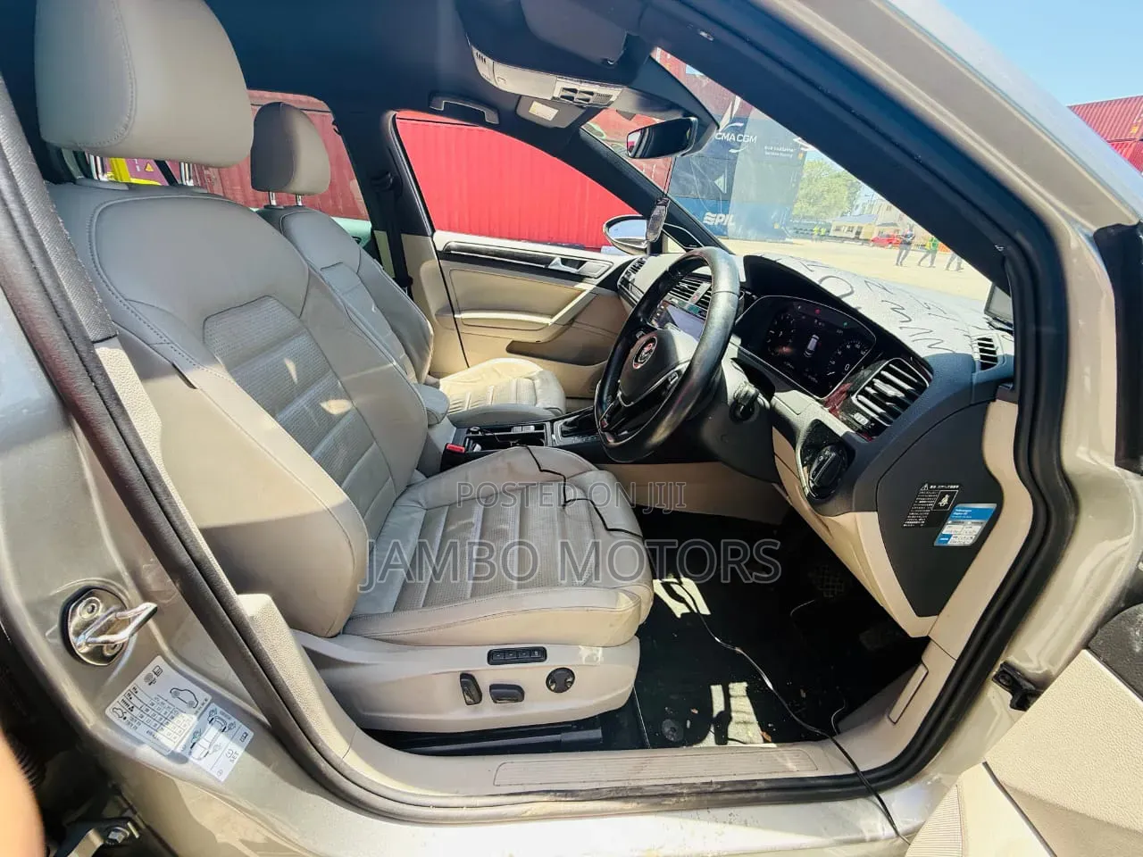 Volkswagen Golf 1.4T TSI FWD 2020 Gold