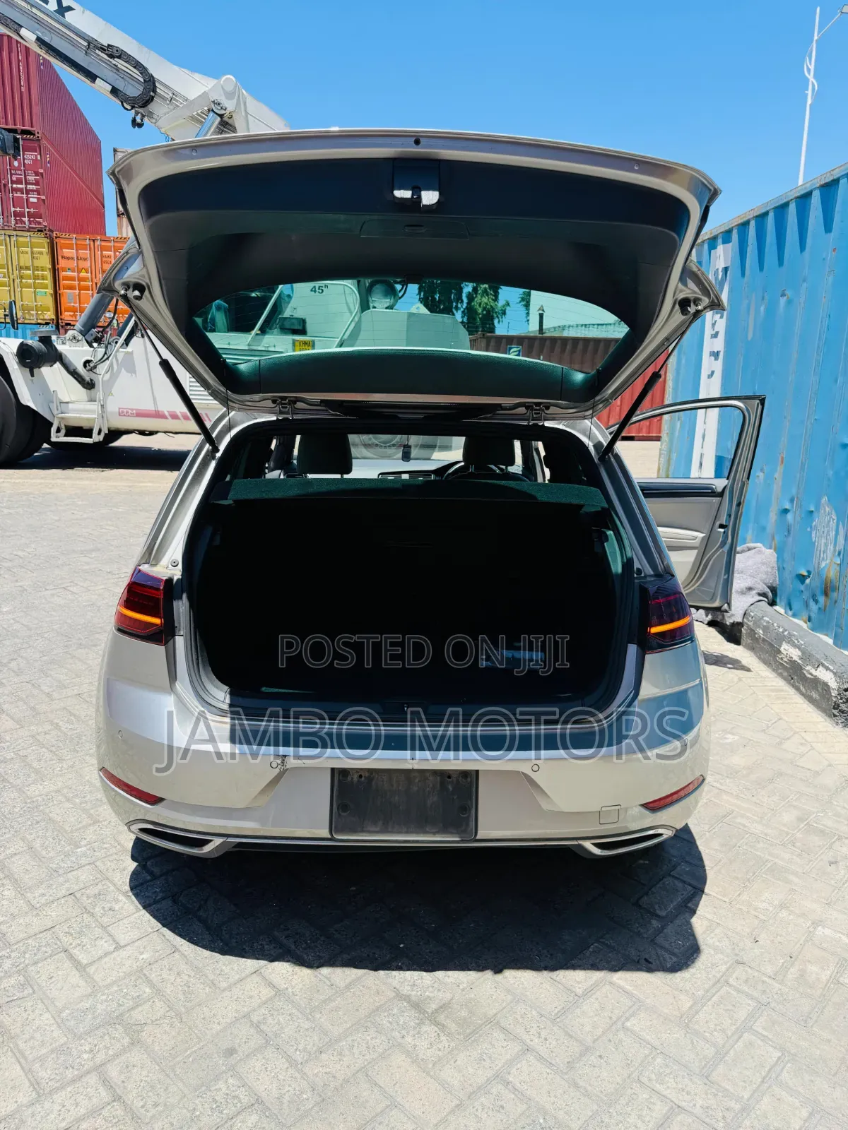 Volkswagen Golf 1.4T TSI FWD 2020 Gold