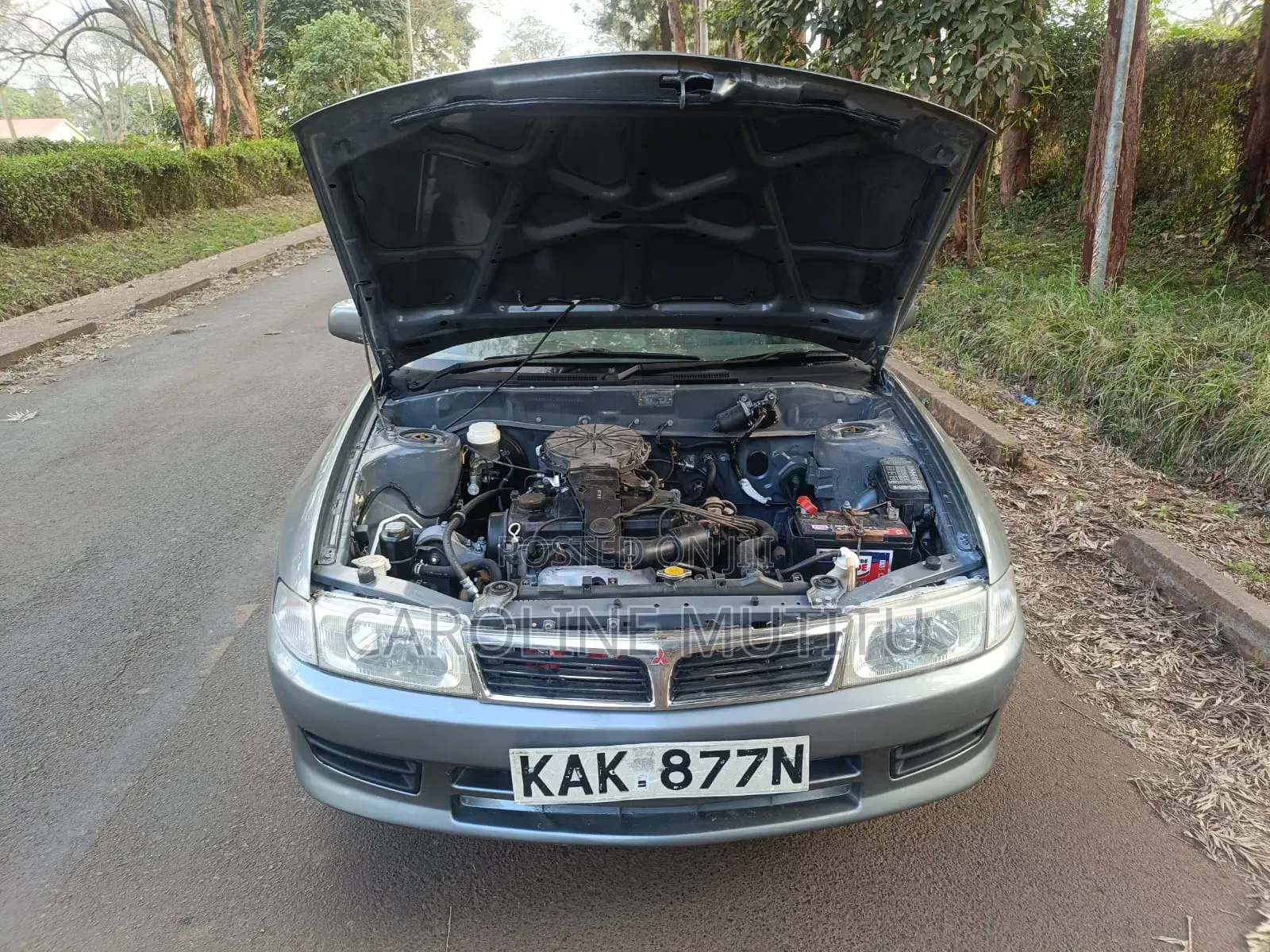 Mitsubishi Lancer 2000 Green