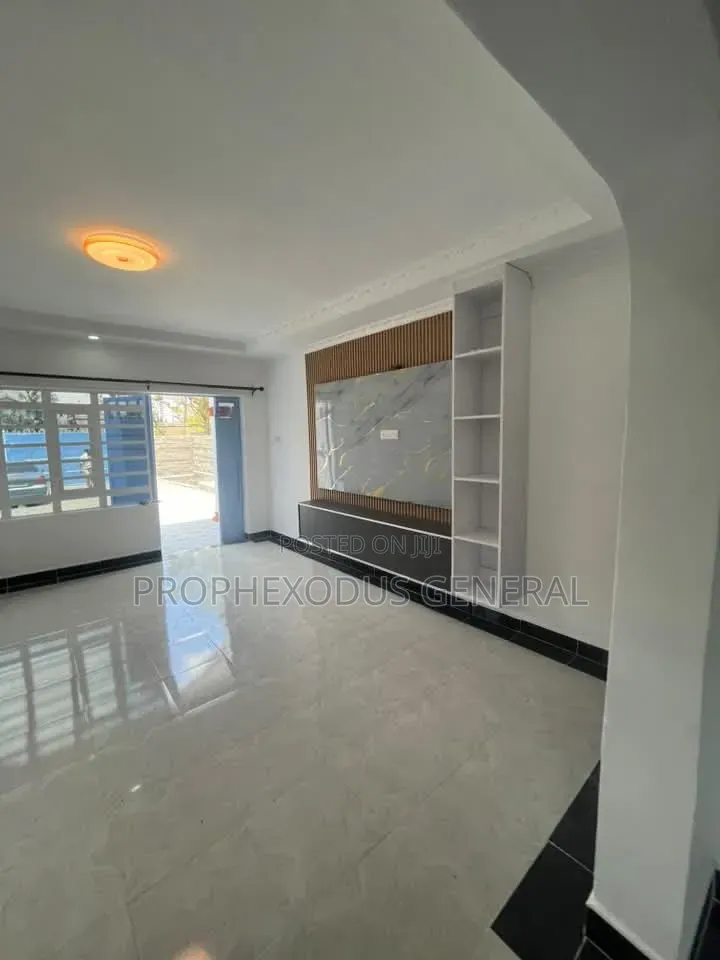 3bdrm Bungalow in Nkoroi for sale