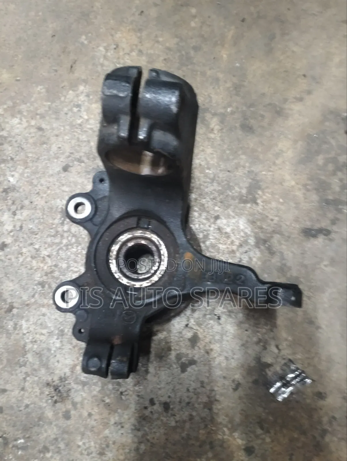 Mazda Premacy Hub