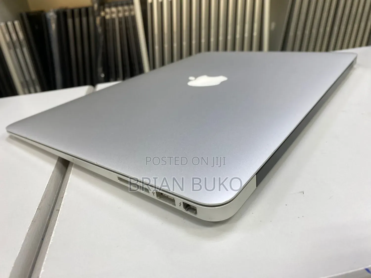Laptop Apple MacBook Air 2015 8GB Intel SSD 256GB