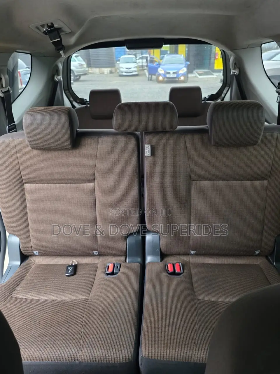 Toyota Sienta 2017 Brown