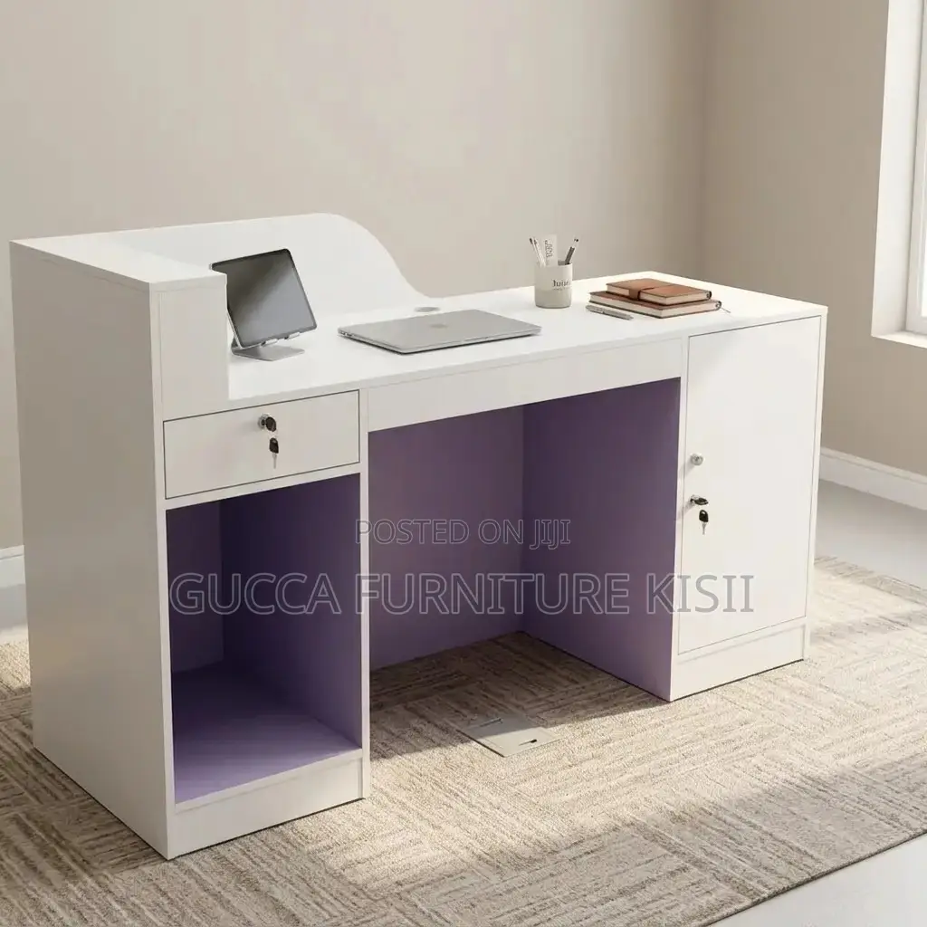 1.6M White Glossy Reception Desk