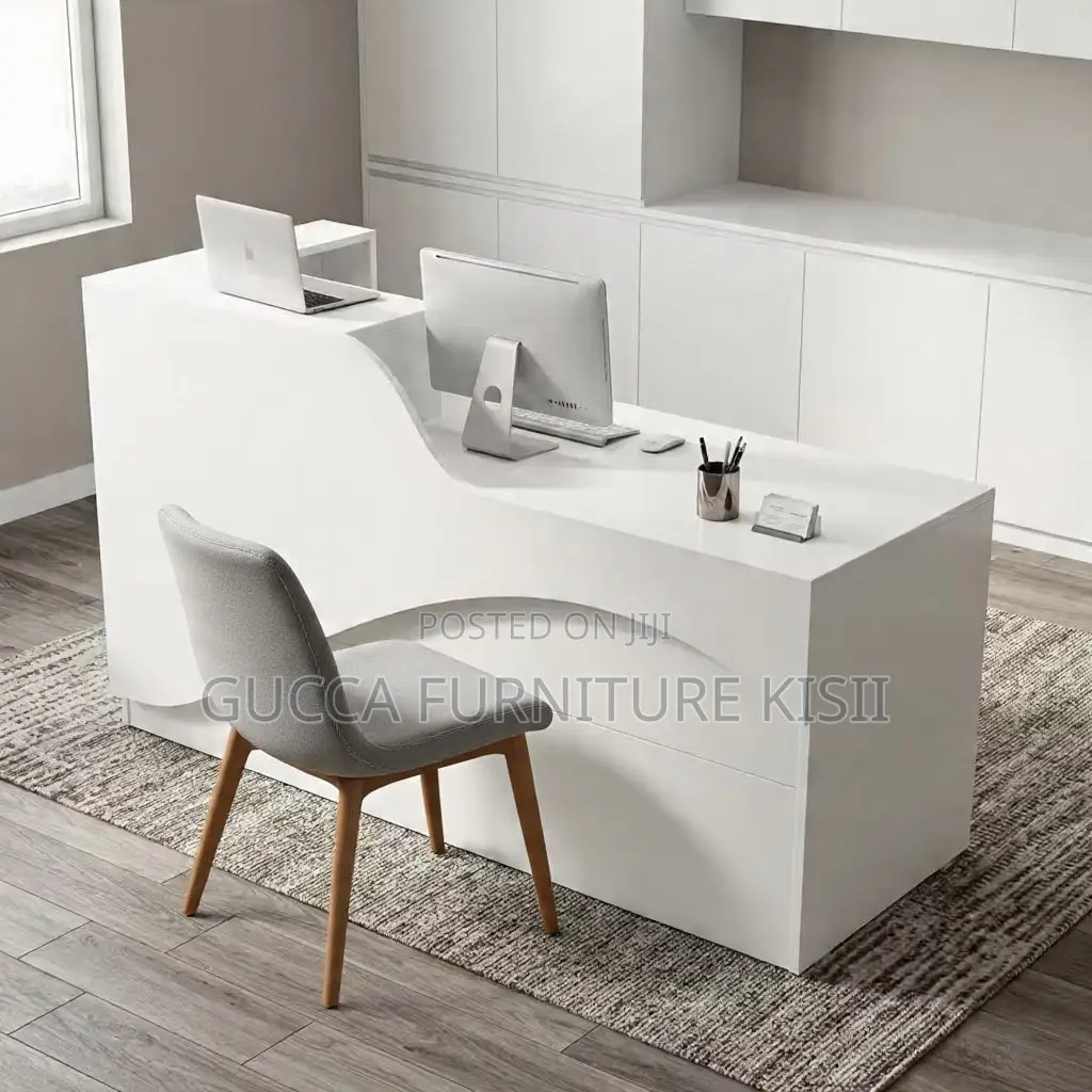 1.6M White Glossy Reception Desk
