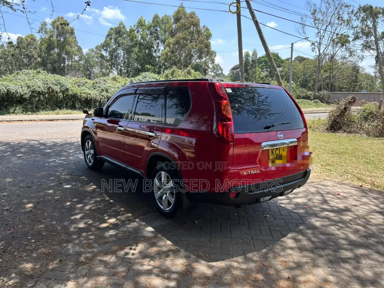 Nissan X-Trail 2010 Red
