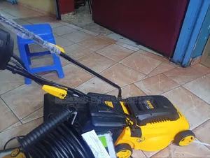 New Arrival Electric Lawn Mower Machine 1300 Watts