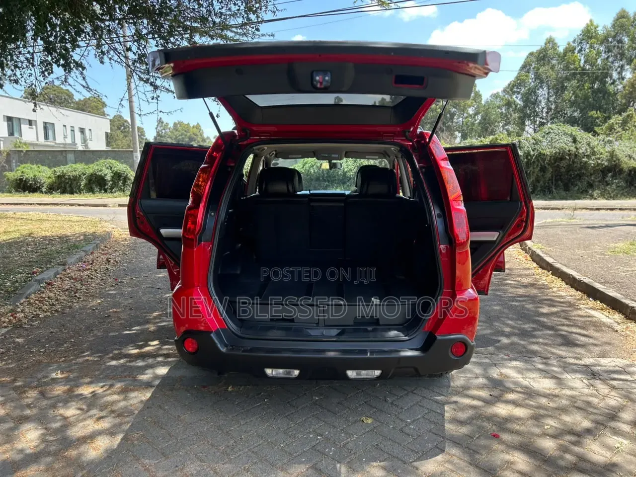 Nissan X-Trail 2010 Red