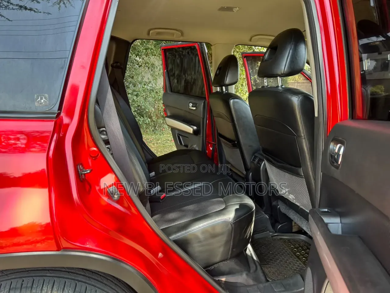 Nissan X-Trail 2010 Red