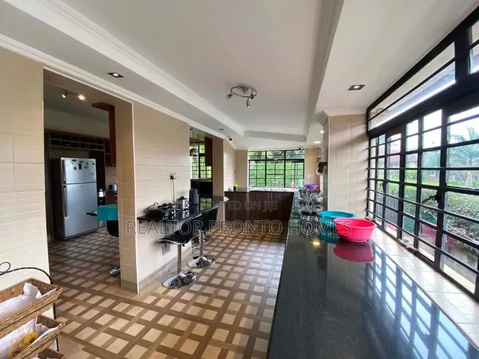 5bdrm Villa in Kitisuru for sale