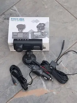 3 Lens Car Dash Cam Front Rear Cabin Recorder