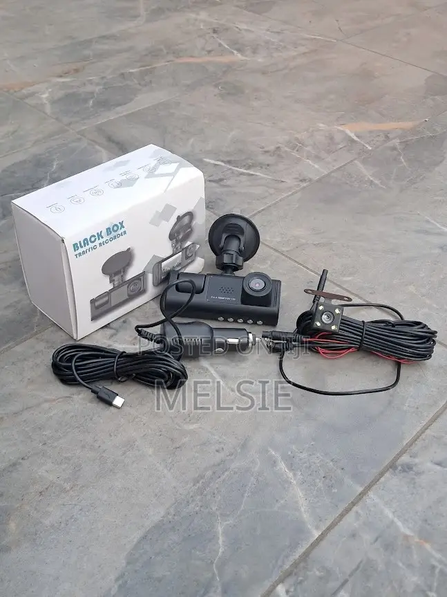 Triple Camera Car DVR With Front Rear Inside View