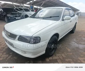 Nissan Sunny 2003 White