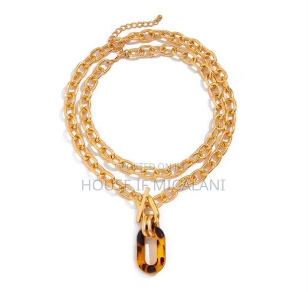 2-in-1 Chunky Hoop Necklace