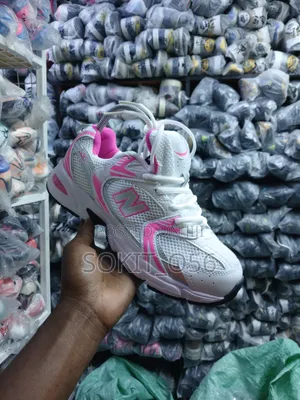 New Balance 530