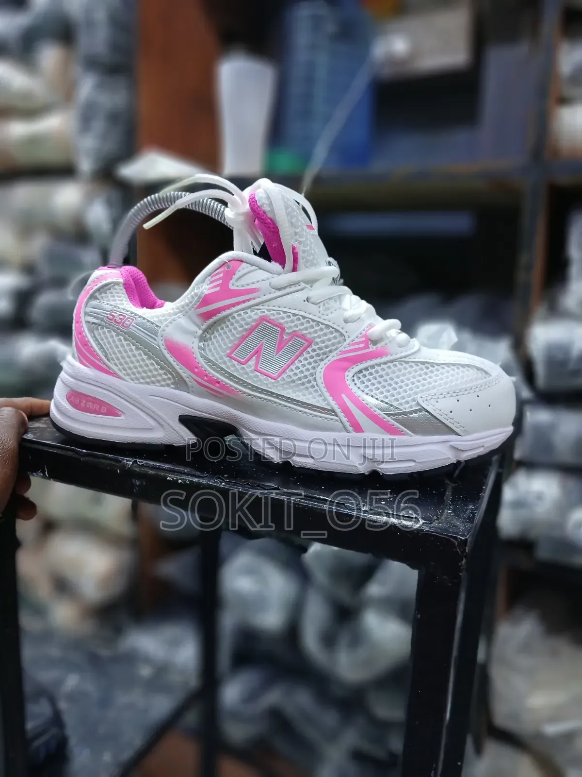 New Balance 530
