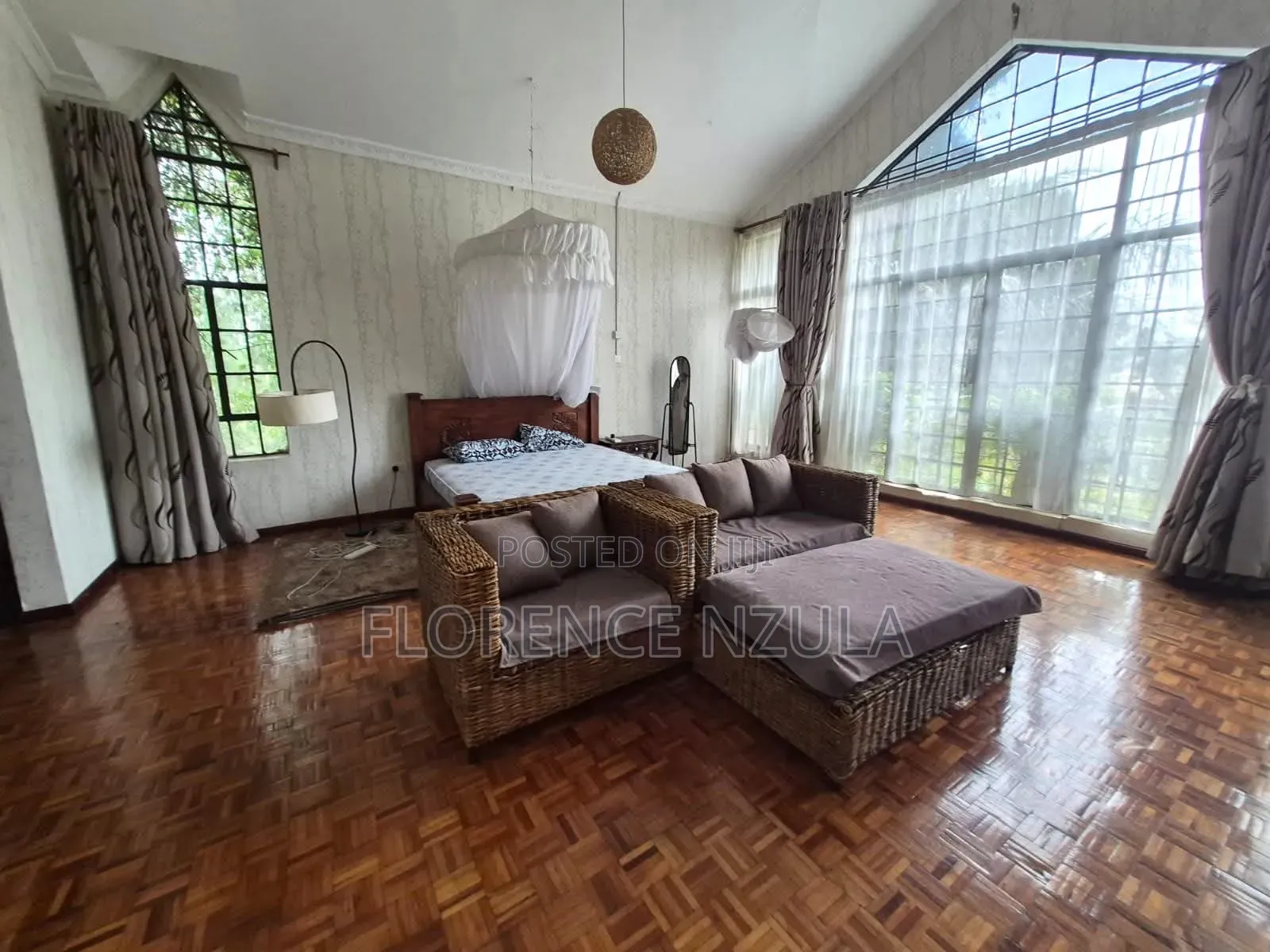 5bdrm Mansion in Kerarapon for sale