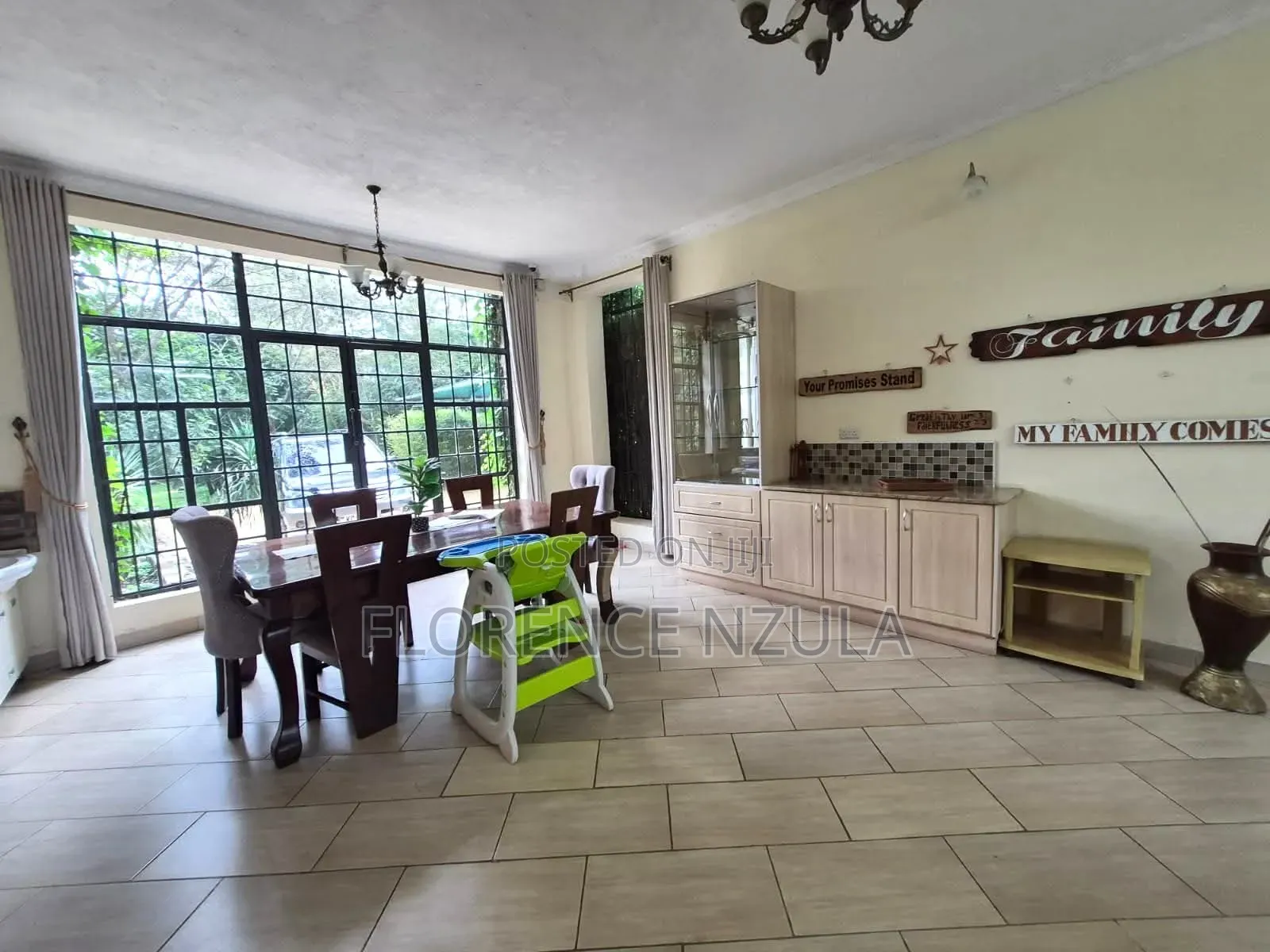 5bdrm Mansion in Kerarapon for sale
