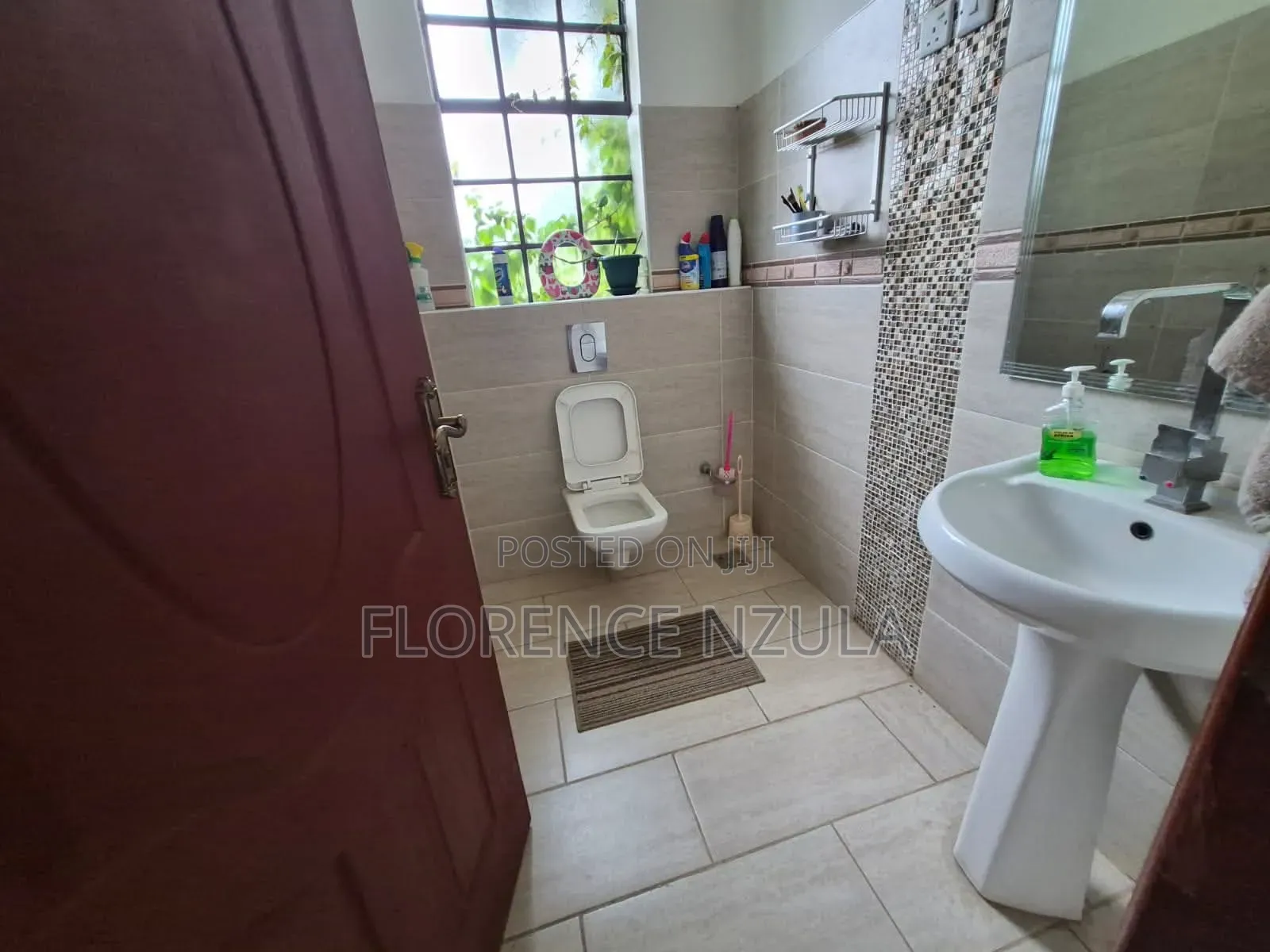 5bdrm Mansion in Kerarapon for sale