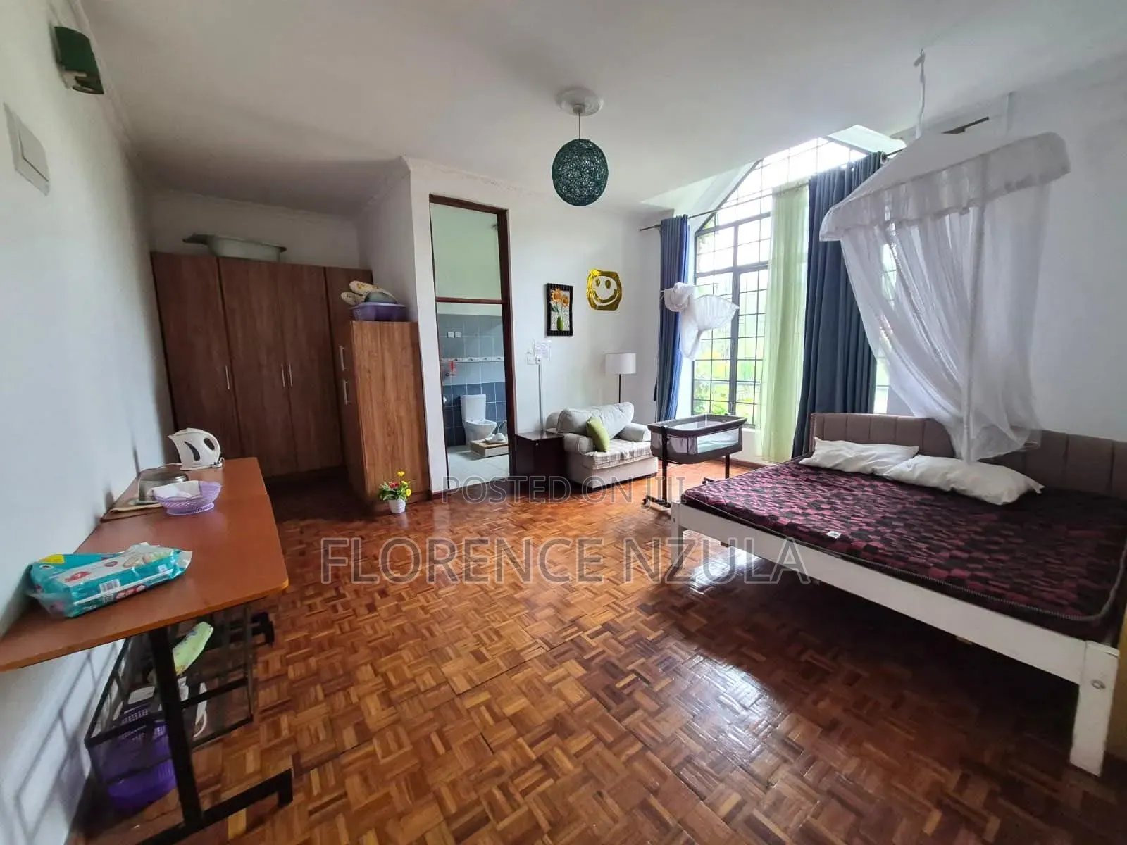5bdrm Mansion in Kerarapon for sale