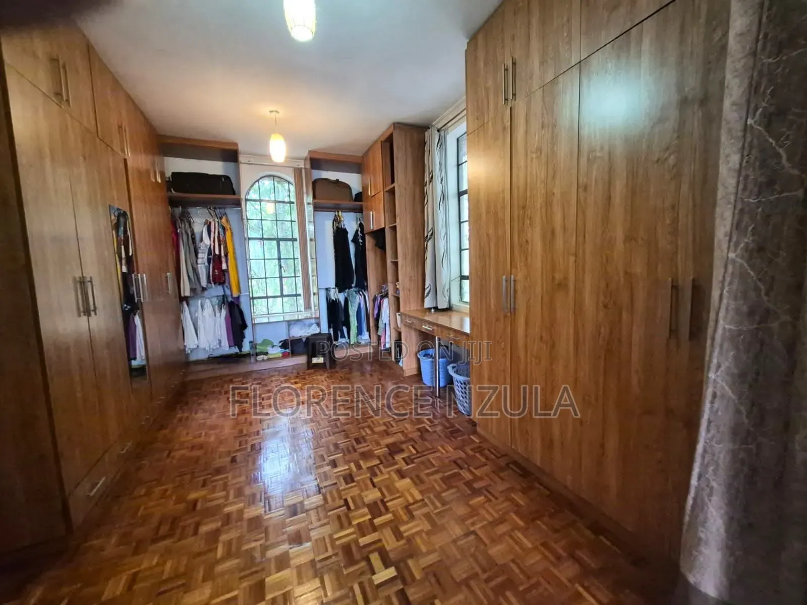 5bdrm Mansion in Kerarapon for sale