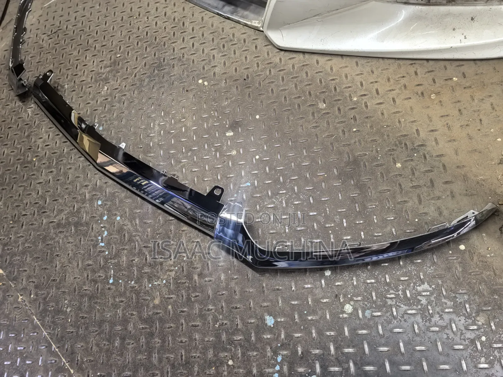 C200 Bumper Chromes