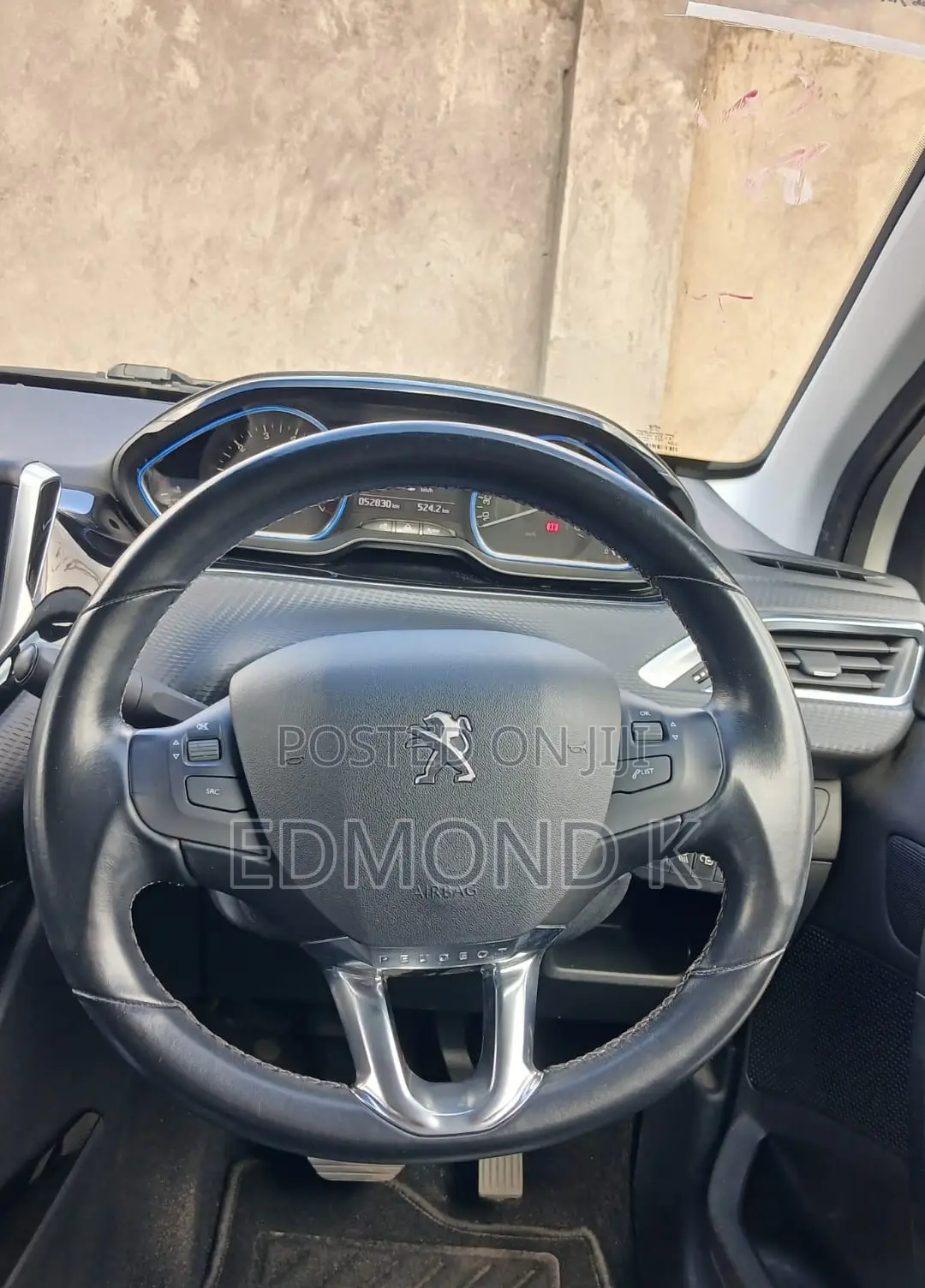 Peugeot 2008 2019 White