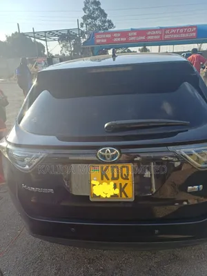 Toyota Harrier 2.5 Hybrid 4WD 2017 Black