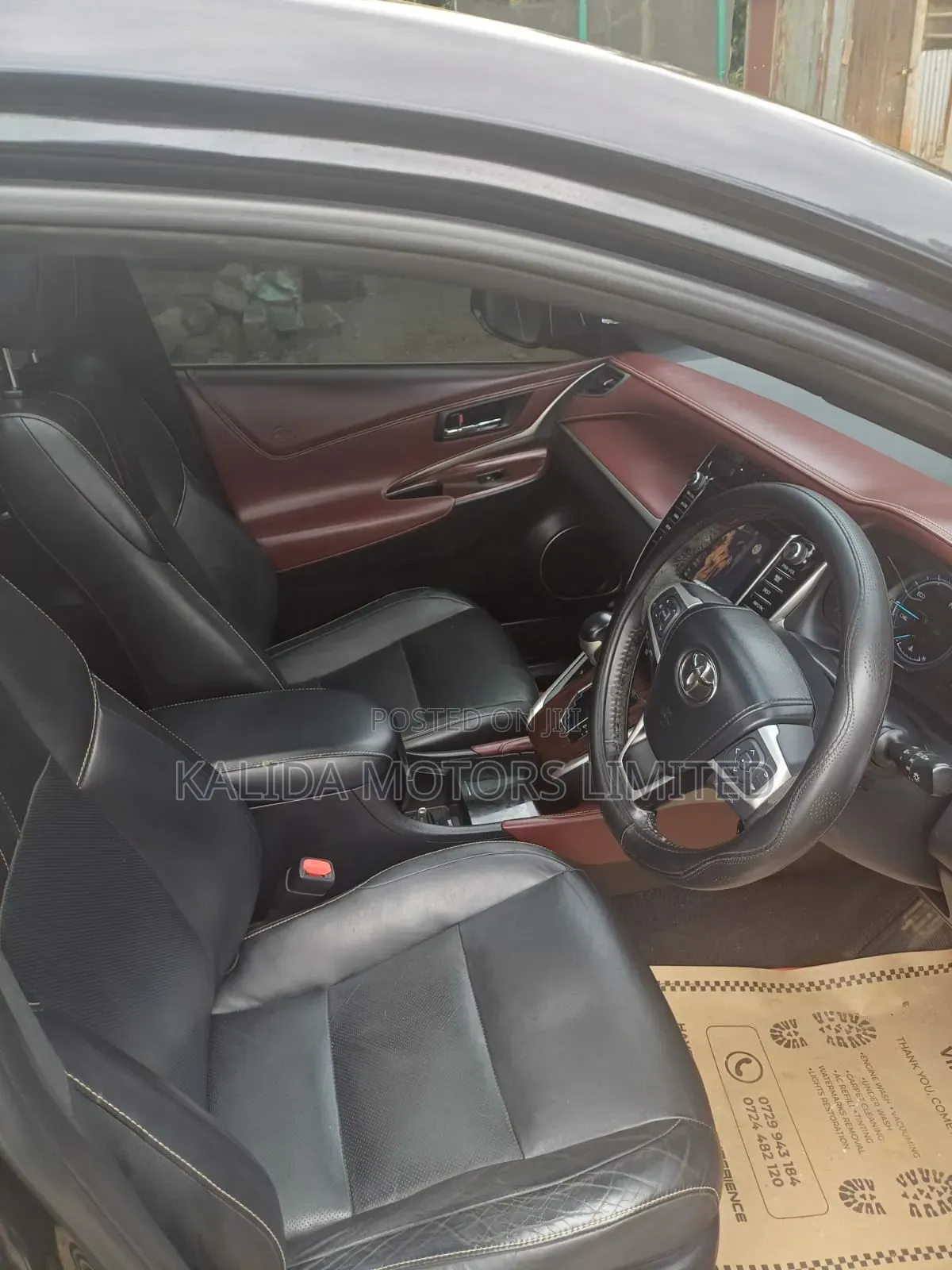 Toyota Harrier 2.5 Hybrid 4WD 2017 Black