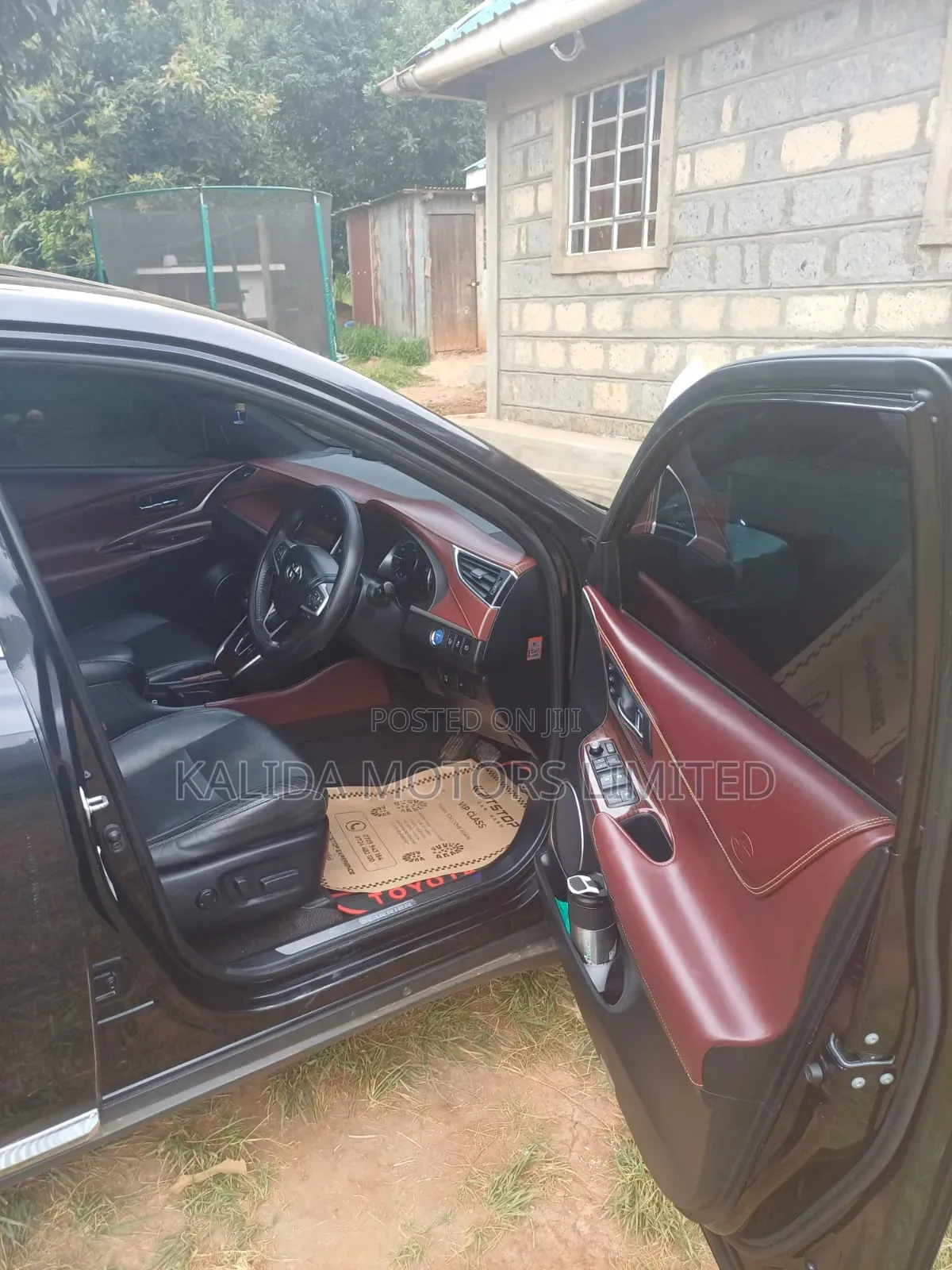 Toyota Harrier 2.5 Hybrid 4WD 2017 Black