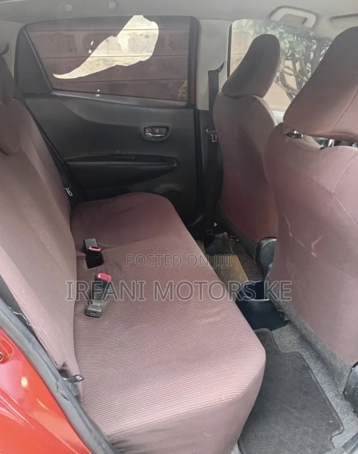 Toyota Vitz 1.0 FWD 5dr 2012 Red