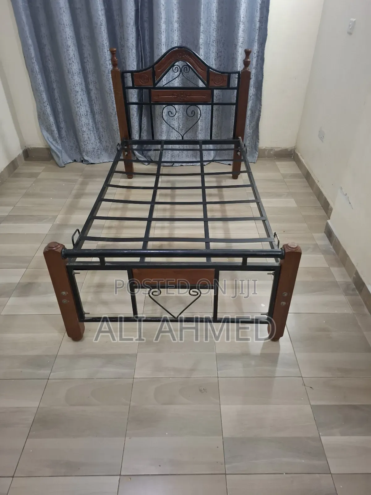 Quality Metallic Bed