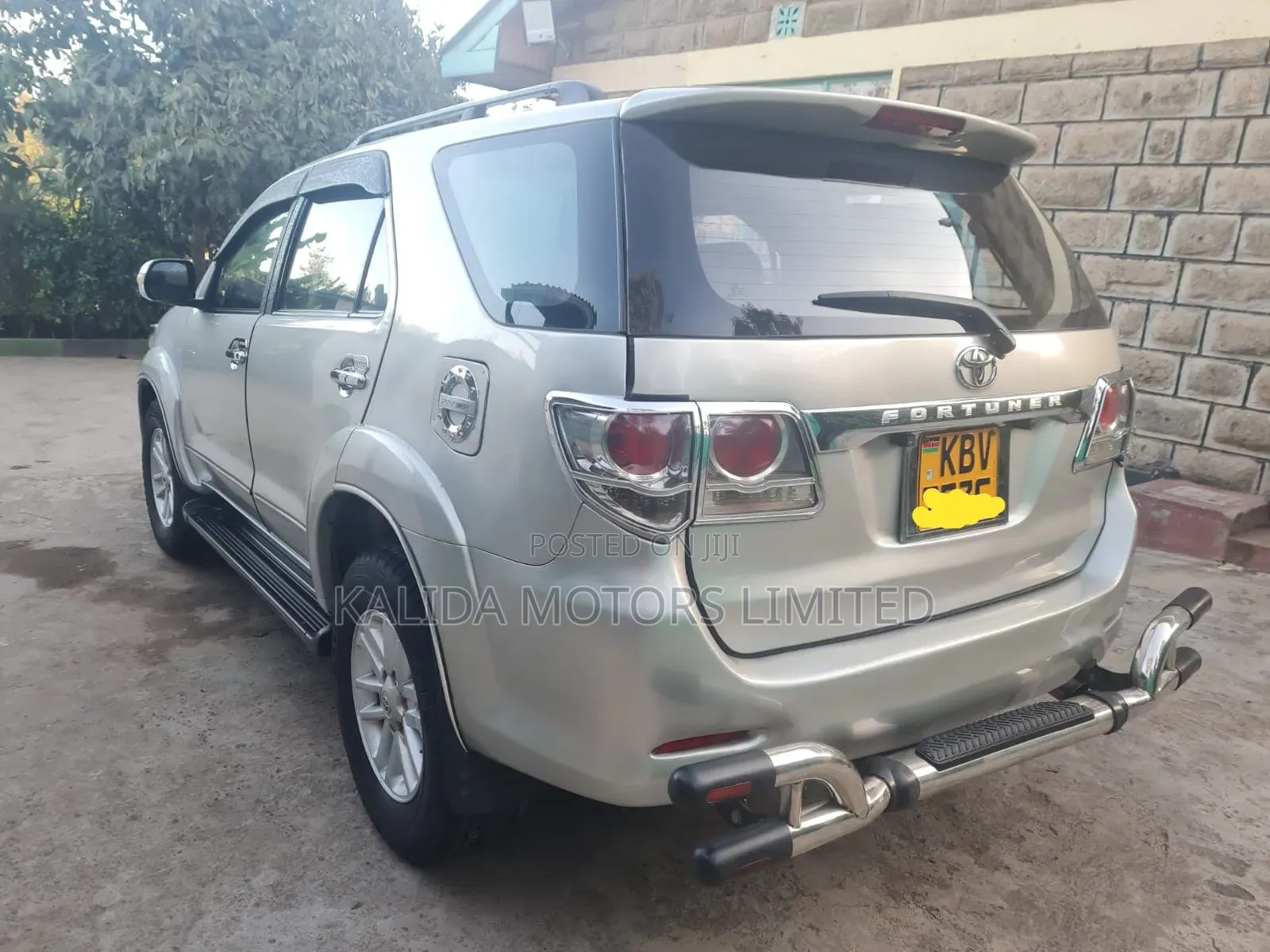 Toyota Fortuner 3.0 D AWD 2013 Silver