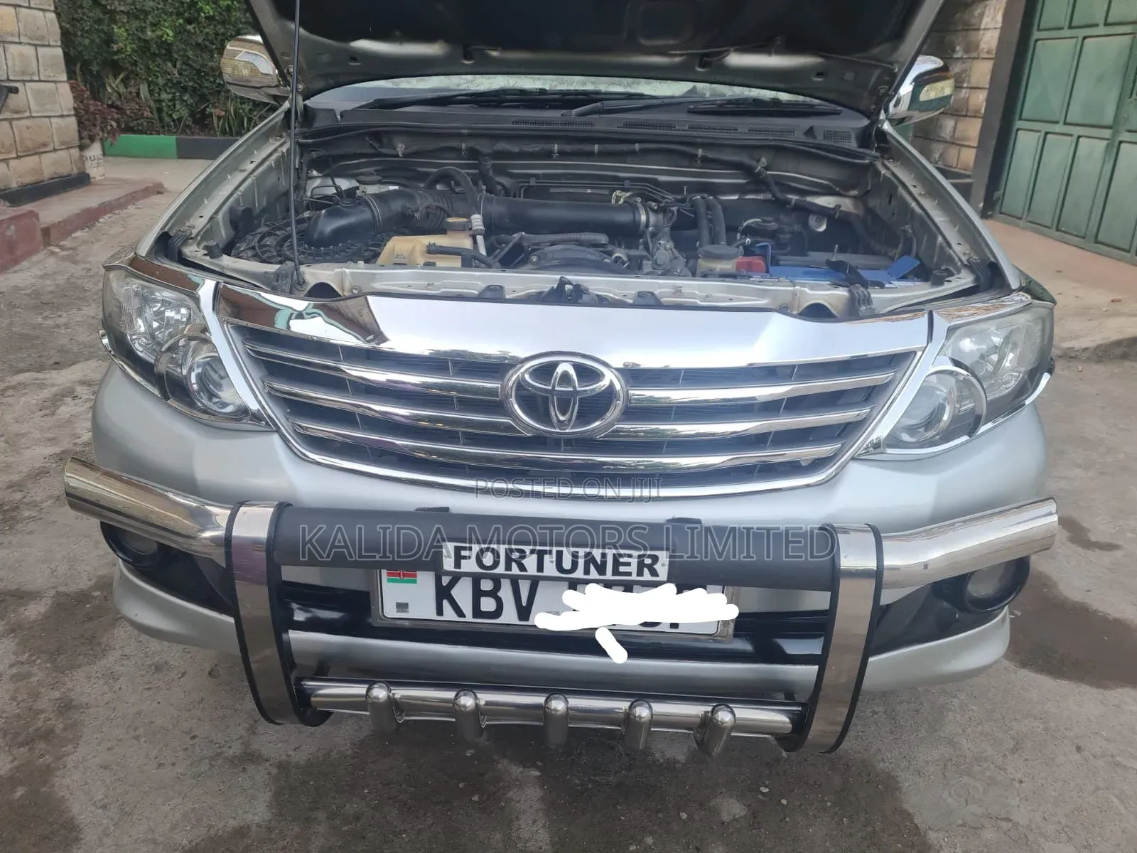 Toyota Fortuner 3.0 D AWD 2013 Silver