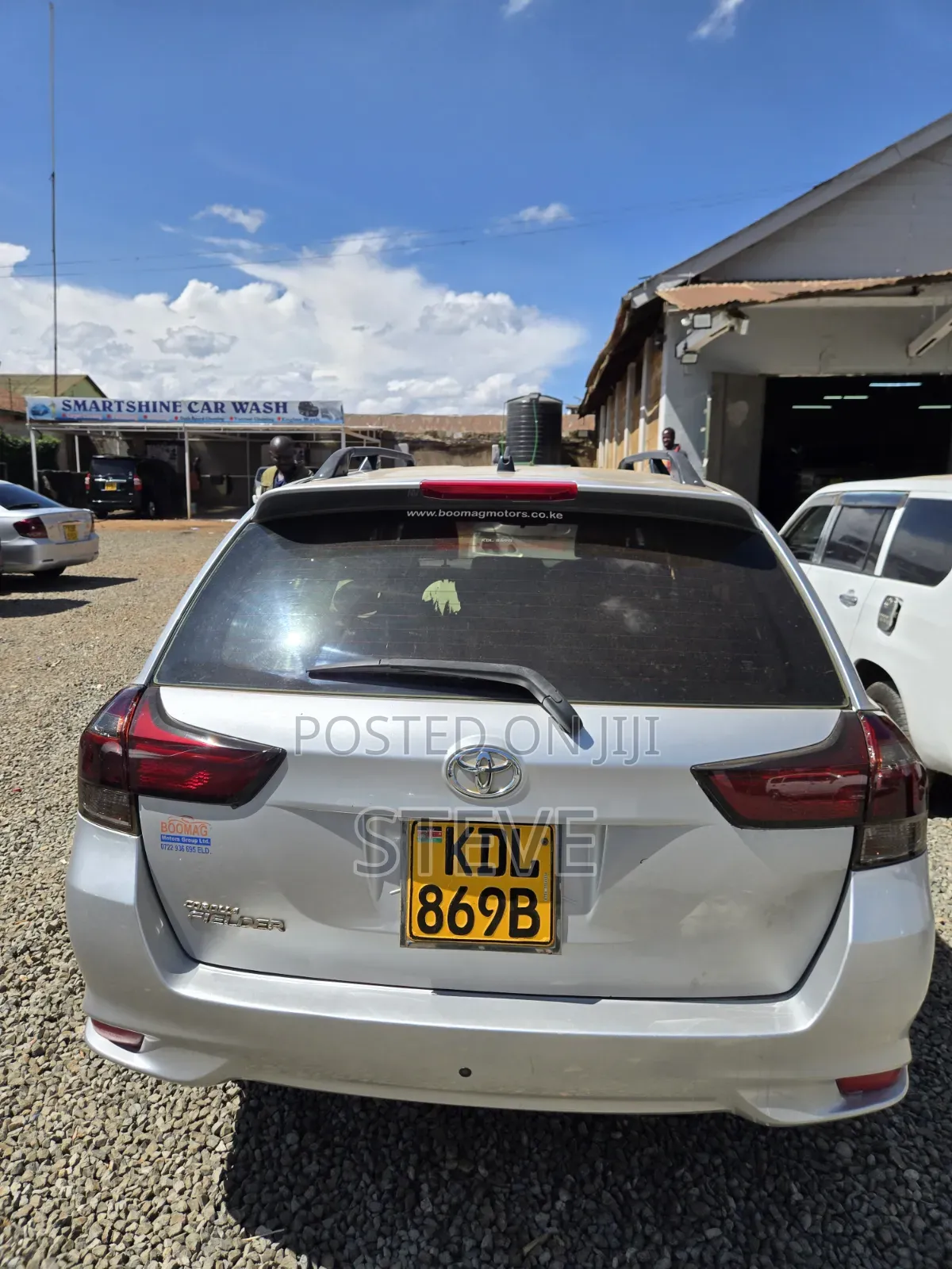 Toyota Corolla Fielder 1.5 Petrol FWD 2015 Silver
