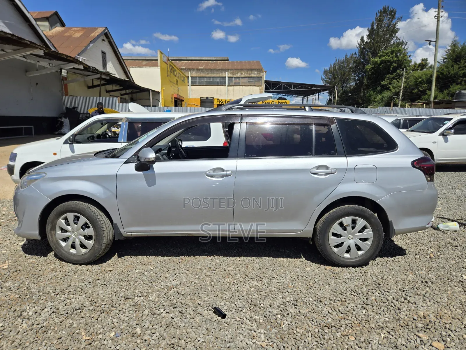 Toyota Corolla Fielder 1.5 Petrol FWD 2015 Silver