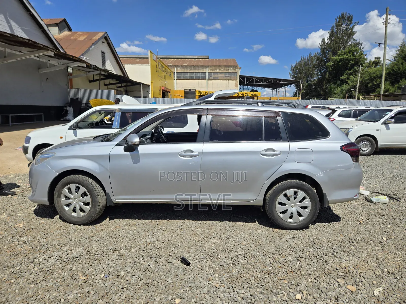 Toyota Corolla Fielder 1.5 Petrol FWD 2015 Silver