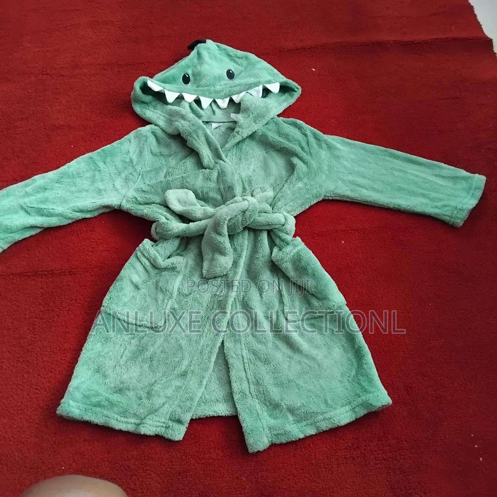 Fleece Hooded Robe