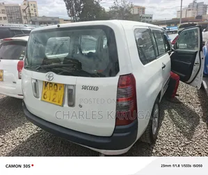 Toyota Probox 2005 White