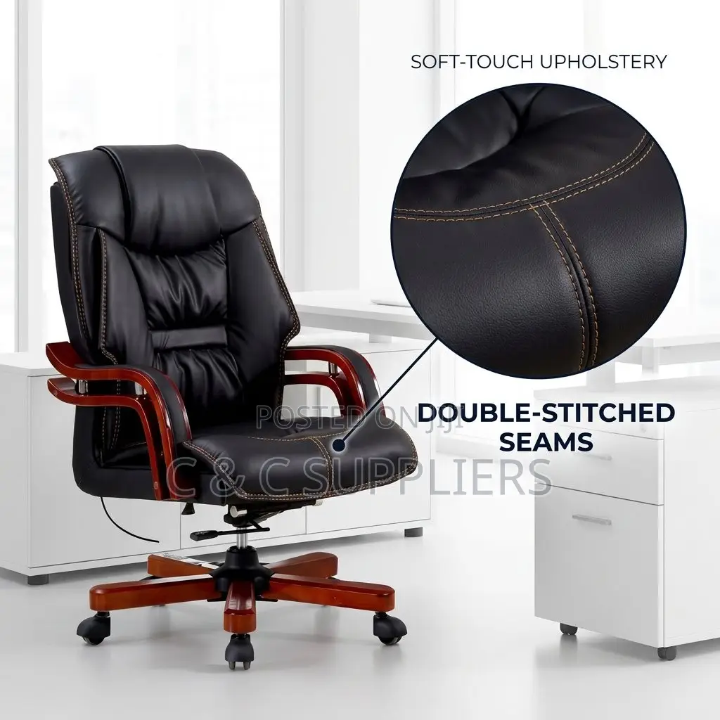 Executive Managers Chair With Mahogany Arms