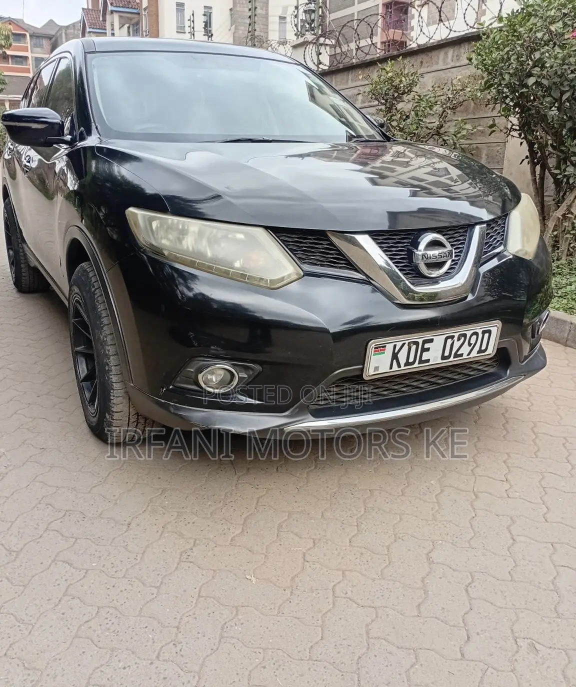 Nissan X-Trail 2.0 Petrol AWD 2014 Black