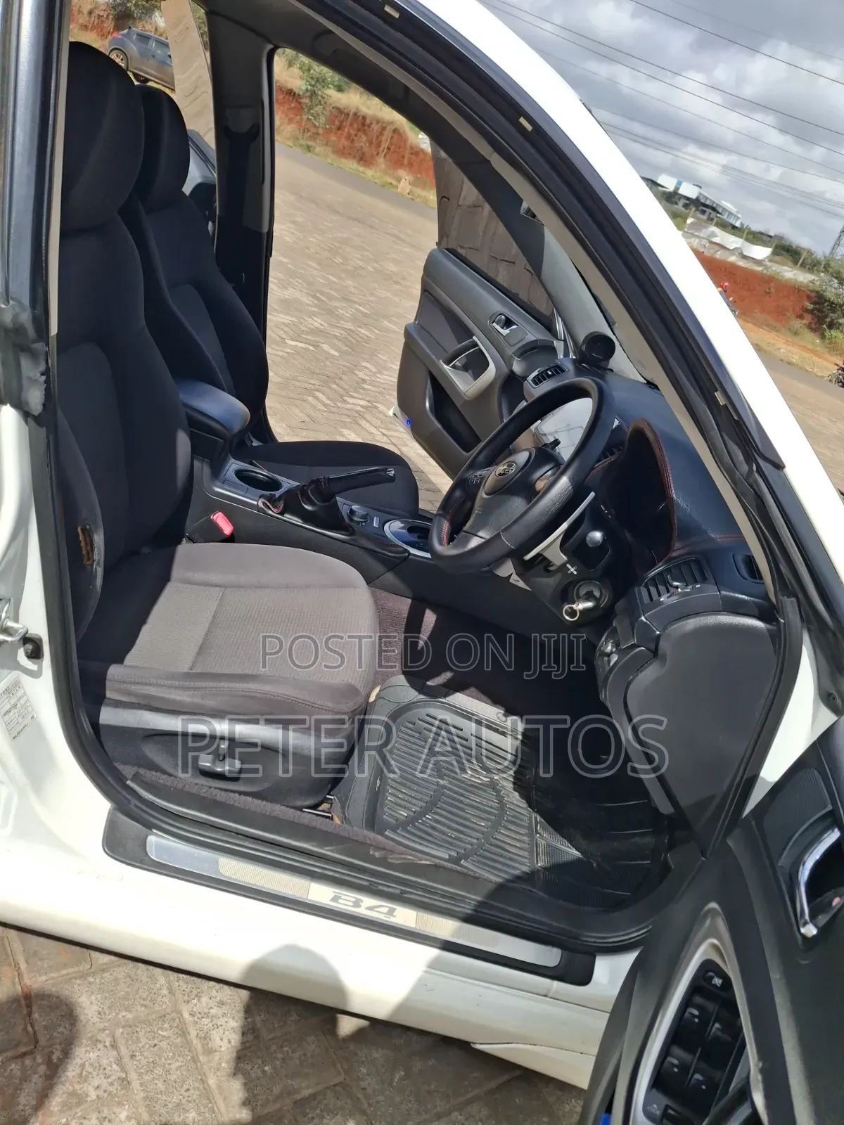 Subaru Legacy 2.0 GT SportShift Premium 2006 White