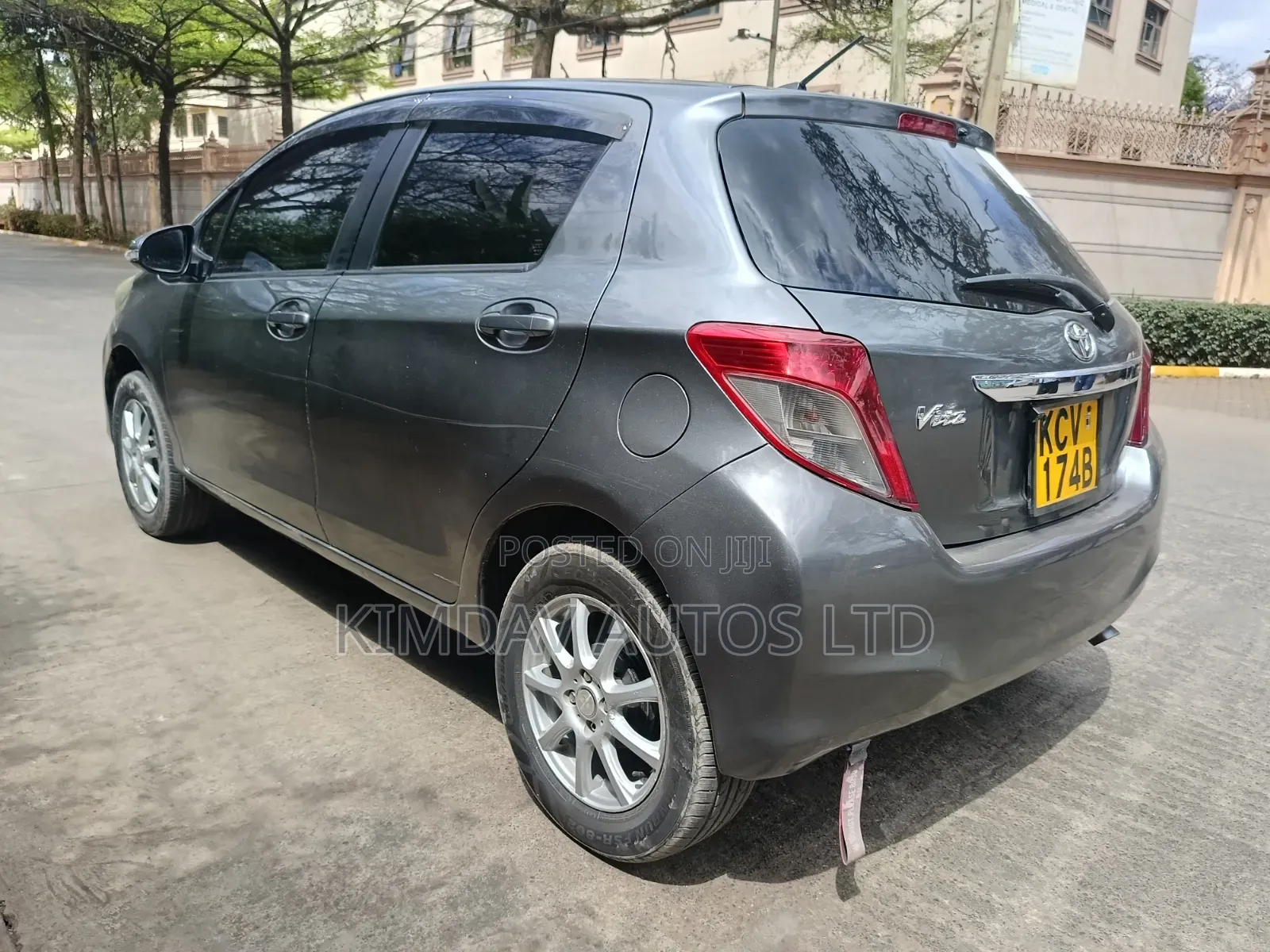 Toyota Vitz 2012 Gray