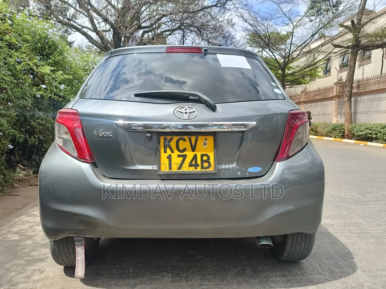 Toyota Vitz 2012 Gray