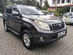 Toyota Land Cruiser Prado 2.7 i 2012 Gray
