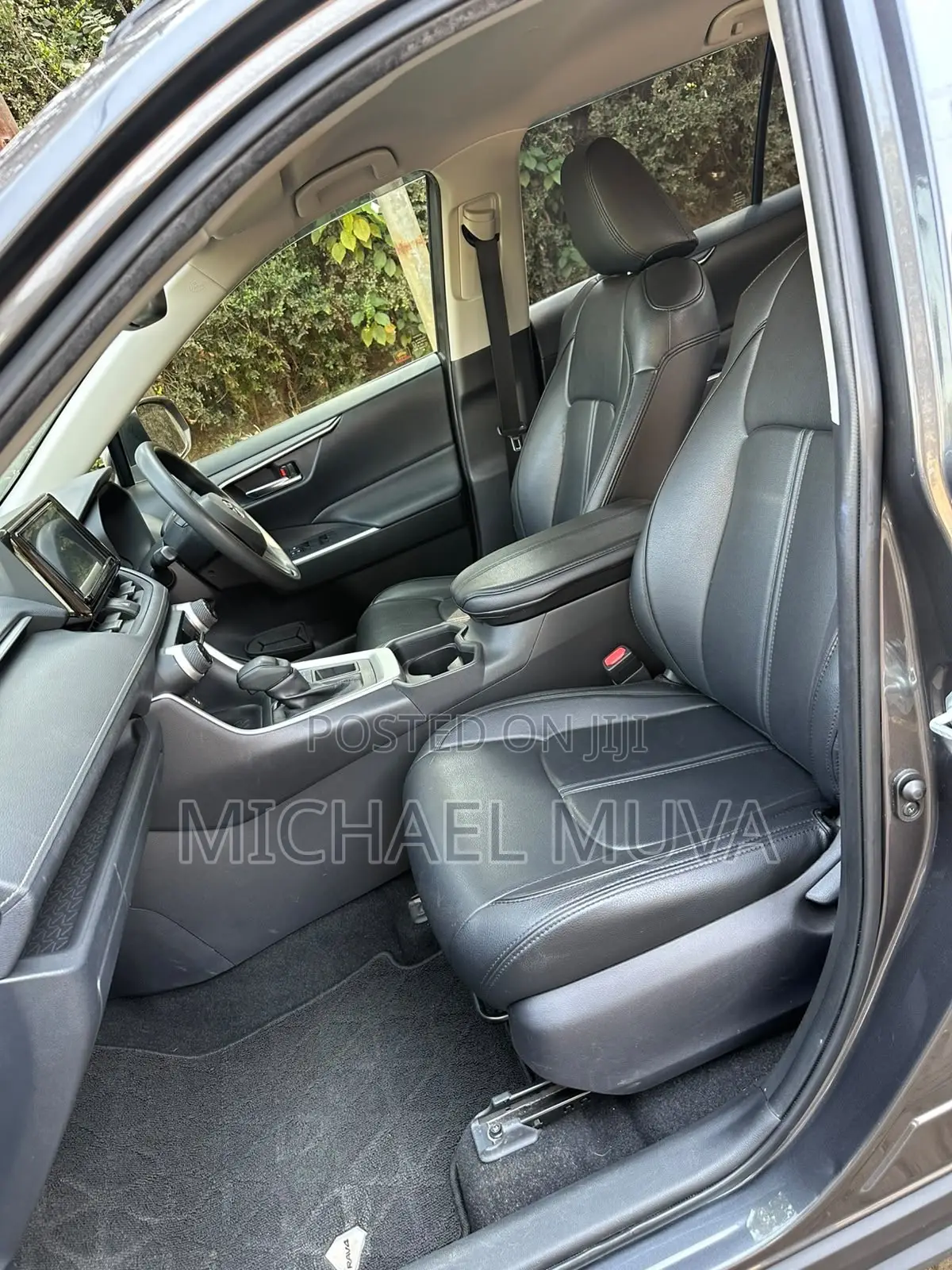 Toyota RAV4 2019 Gray